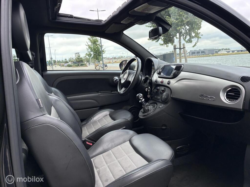 Fiat 500 0.9 TwinAir BiColore Clima CarPlay Pano km120.253 Nap BJ2011