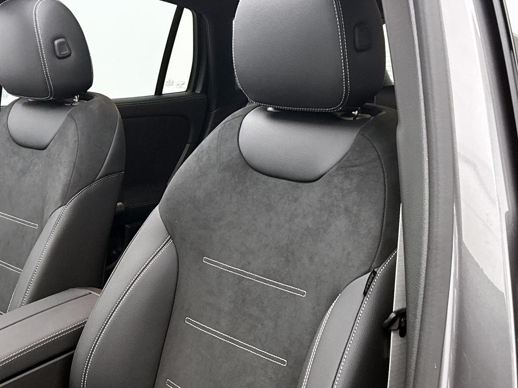 Mercedes-Benz Gla-klasse 250 e business solution amg | premium plus | night