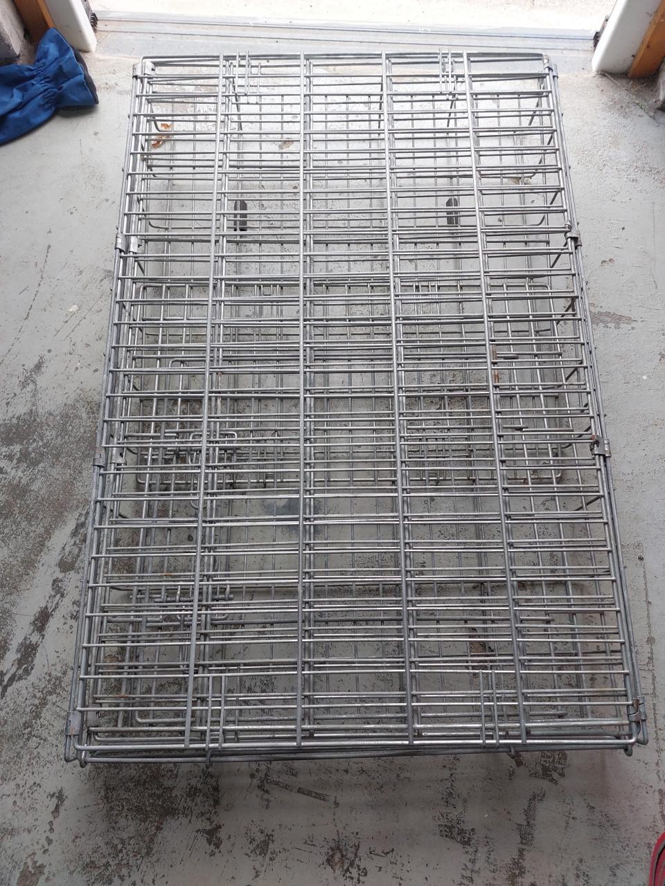 Stalen bench 106x74x60