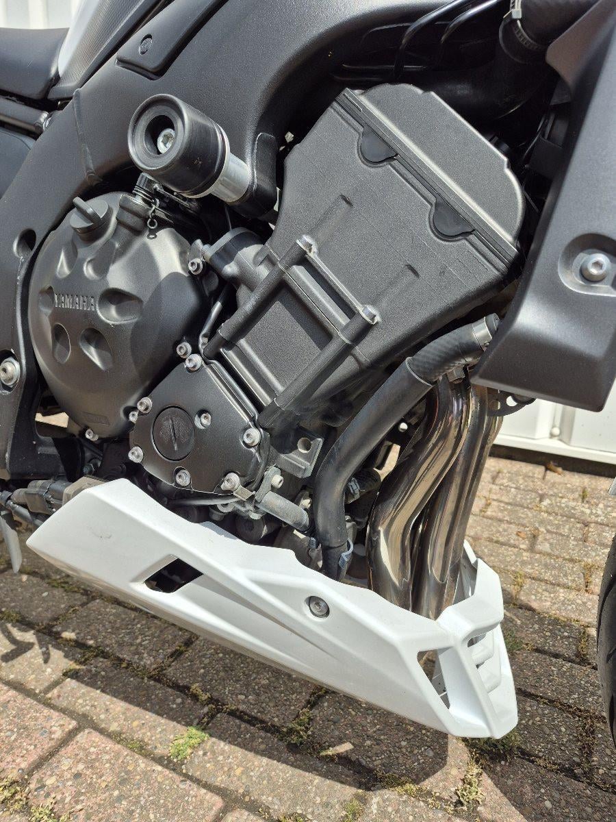 Yamaha FZ1  uit 2009,  dikke naked bike