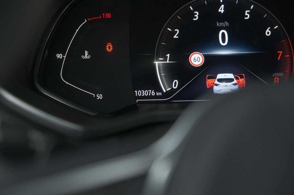 Renault Clio tce 130 edc intens | 360 camera | apple carplay | parkeersenso