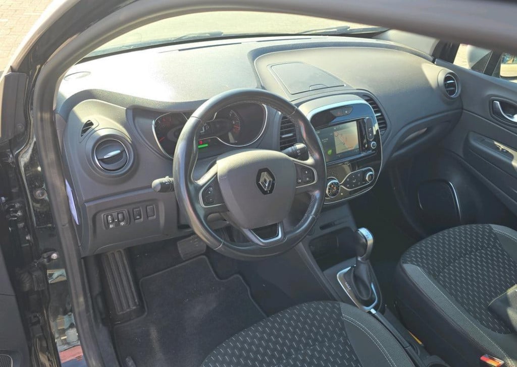 Renault Captur 1.2 tce 120 edc intens