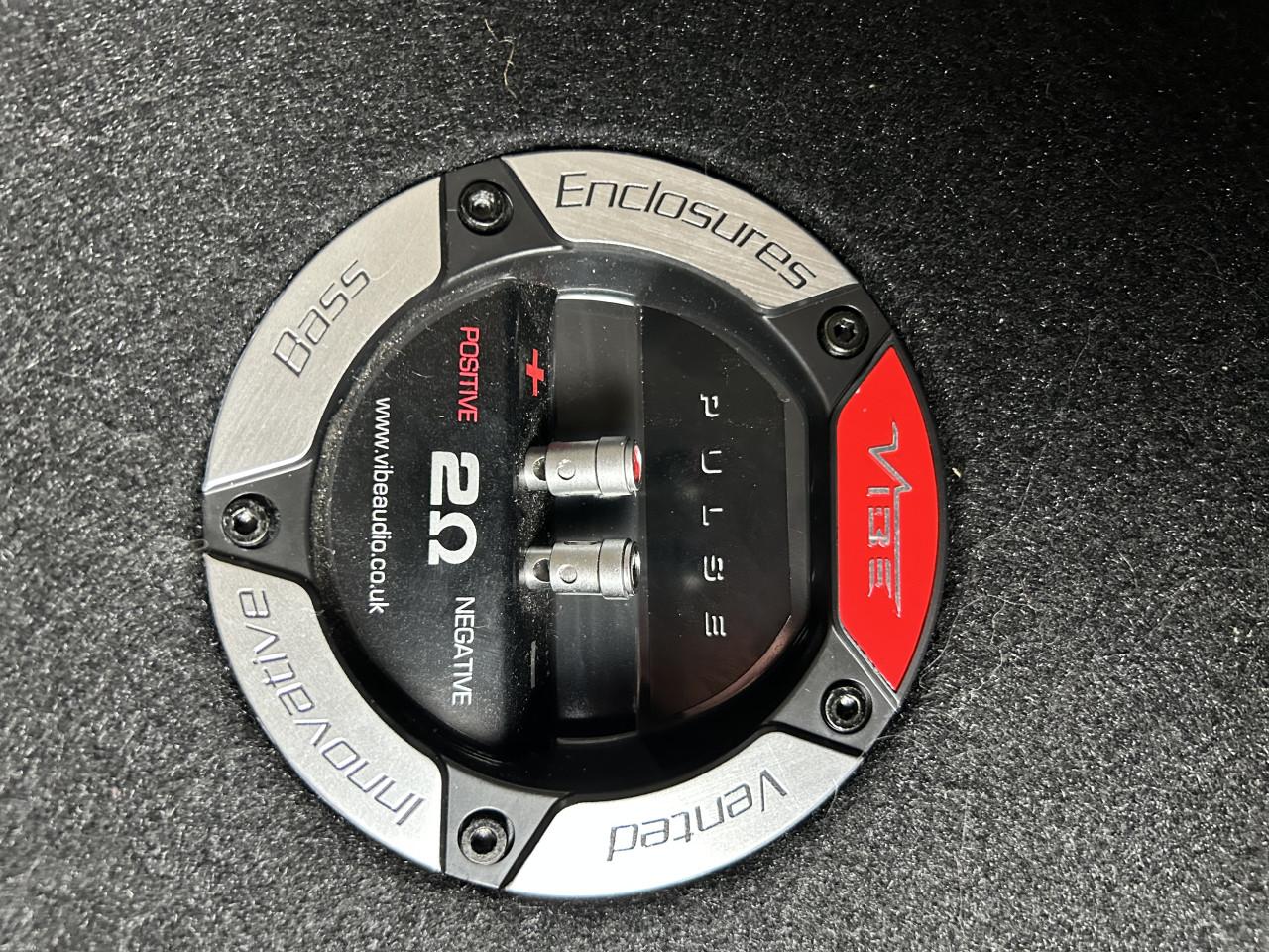 Vibe Audio Auto Versterker en Subwoofer SET