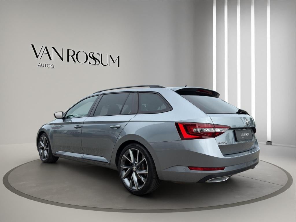 Skoda Superb 1.8 tsi sportline pano | camera | led | geheugen  | wegklap tr