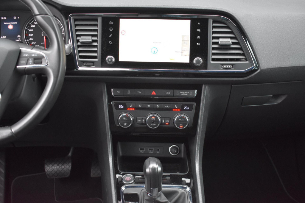 Seat Ateca 1.5 tsi xcellence | camera | led | stoelverwarming | apple carpl