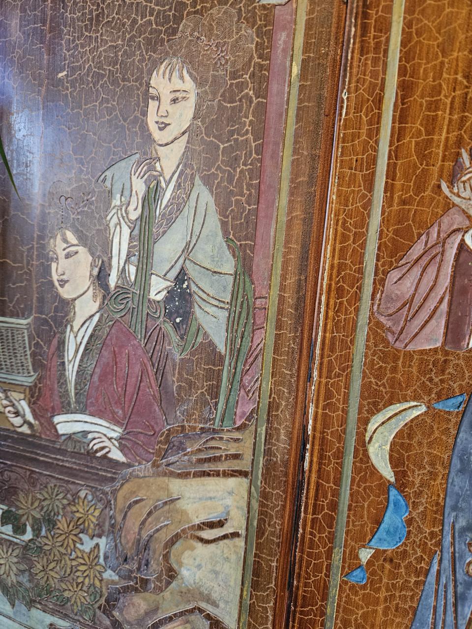 Antiek Chinees kamerschermen met handgeschilderde taferelen