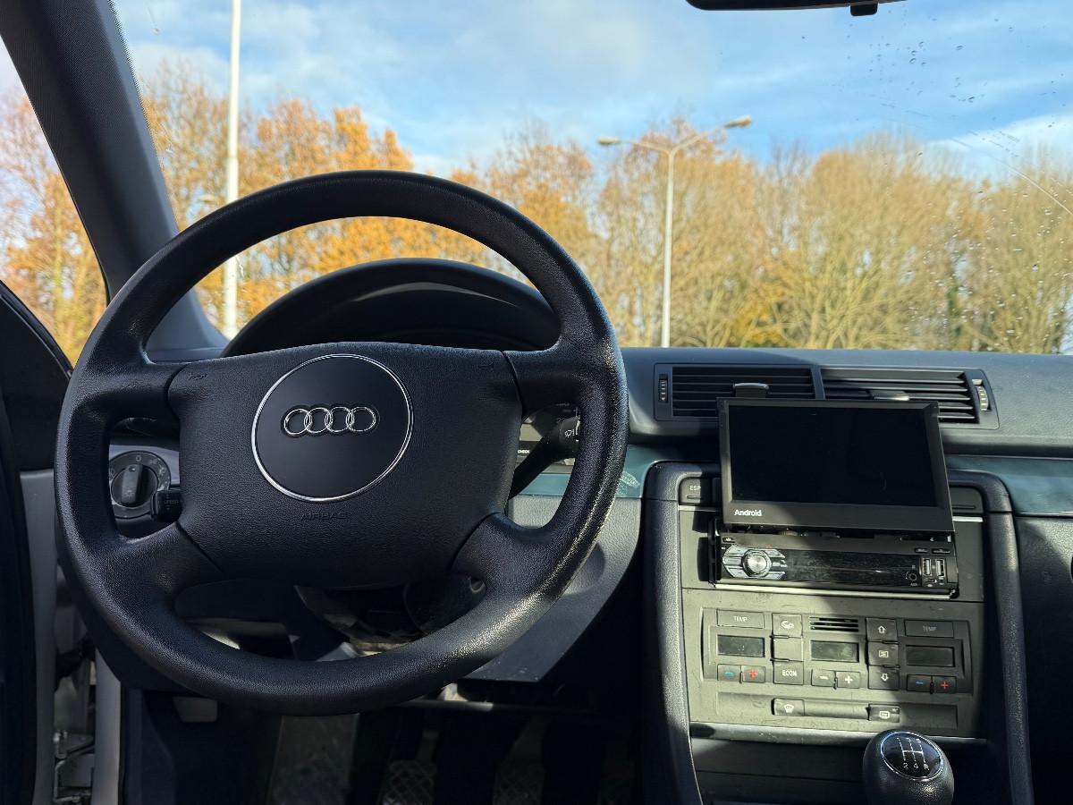 Audi A4 1.6 Limousine | Apk | Nap | Airco | Lage KM | Trekhaak | PDC