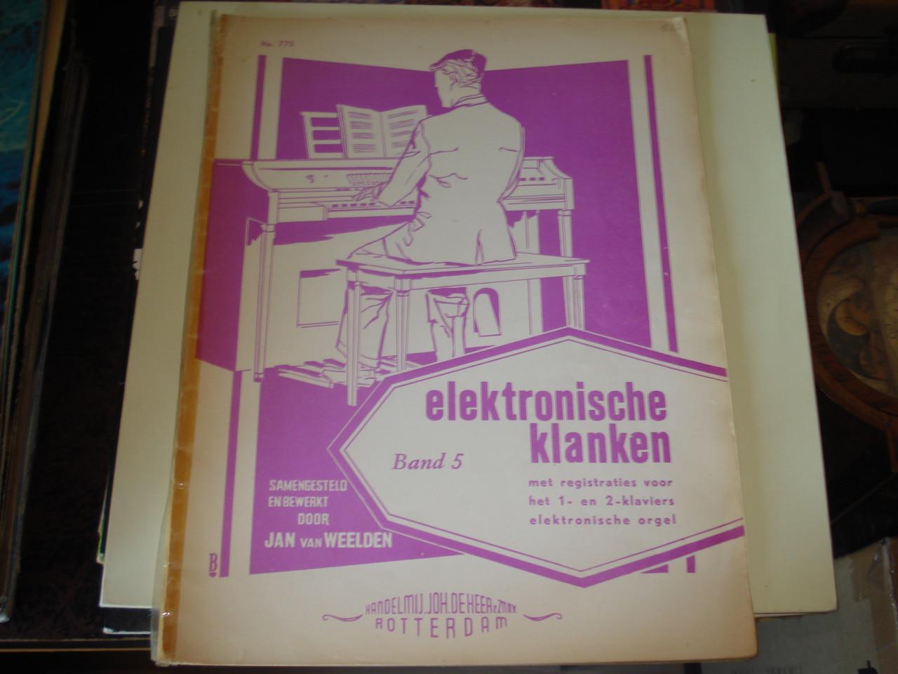 Doos elektr orgelboeken