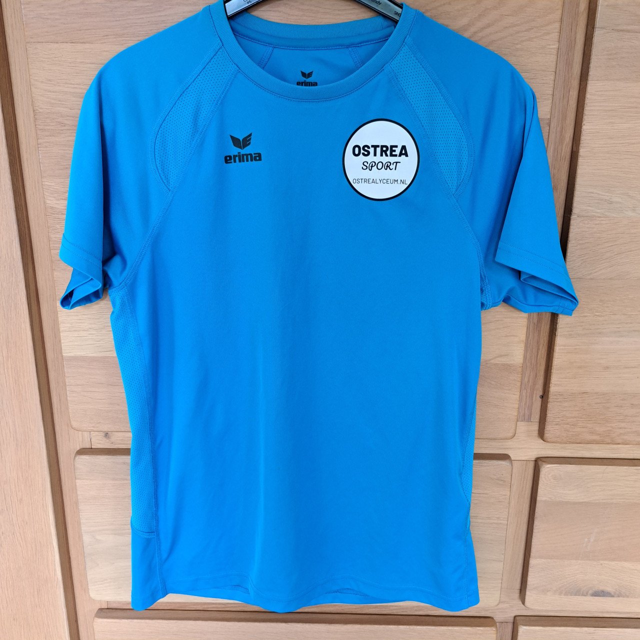 Ostrea T-shirt maat L.