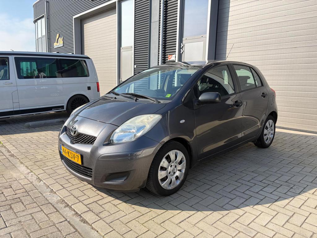 Toyota Yaris 1.3 vvti comfort/150.000 nap/airco/nette auto/