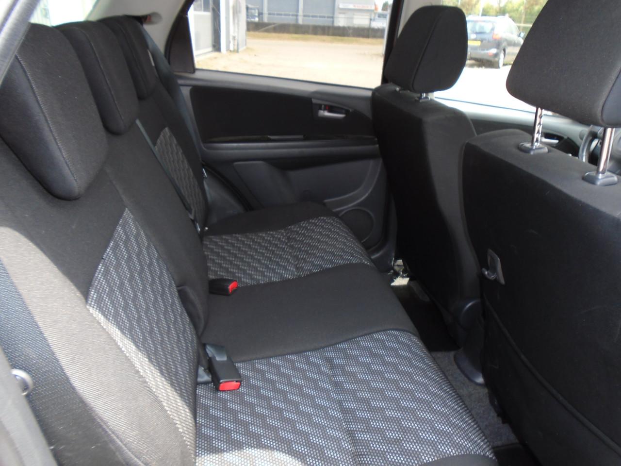 Suzuki SX4 1.6 AIRCO