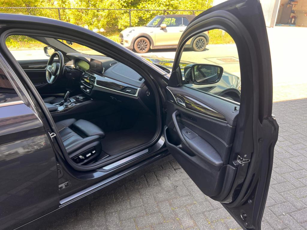 BMW 5 Serie 520i high executive