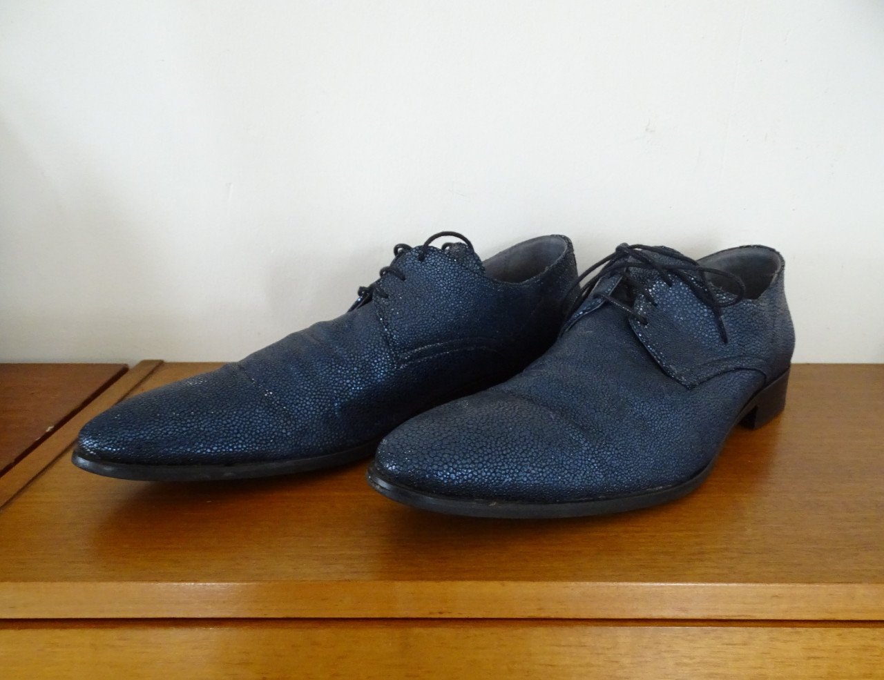Hippe Blauwe Italiaanse schoenen Mt 45 glitter.