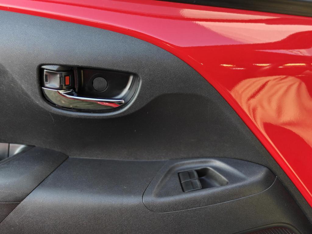 Toyota Aygo 1.0 vvt-i x-play camera/apple carplay/android auto