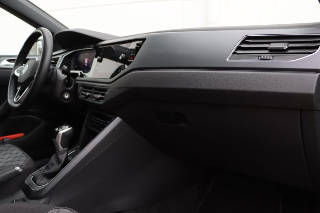 Volkswagen Polo 1.0 tsi r-line business