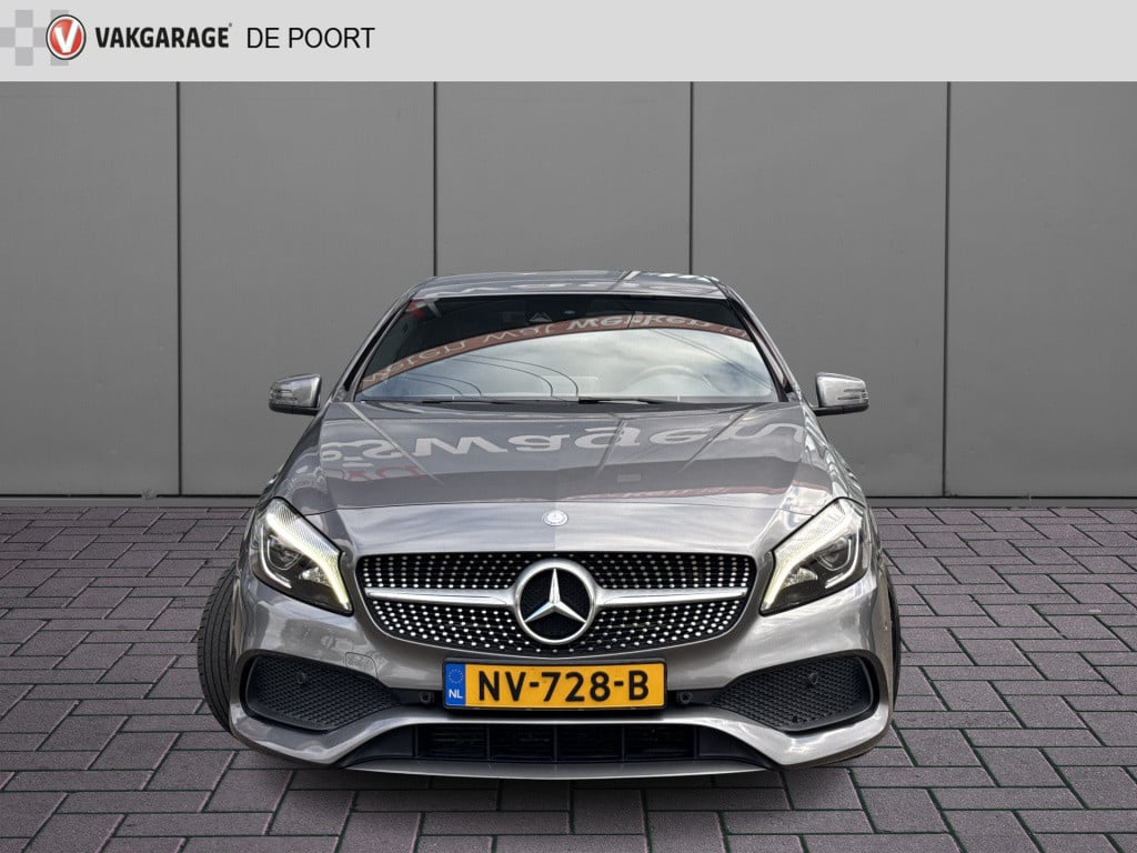 Mercedes-Benz A-Klasse 180 amg night edition plus | h&k | carplay | leder |