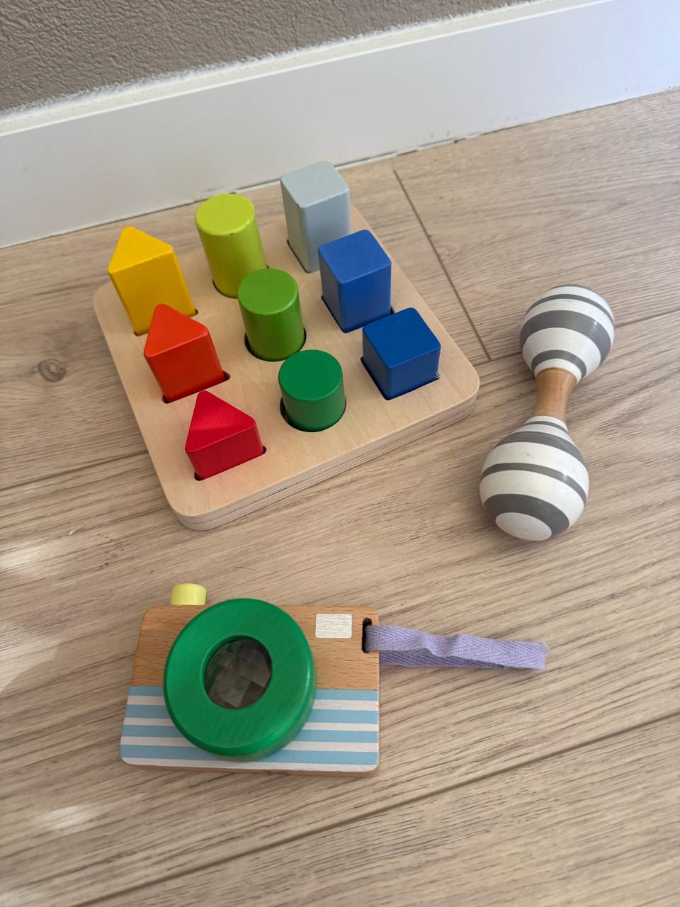 Divers houten speelgoed