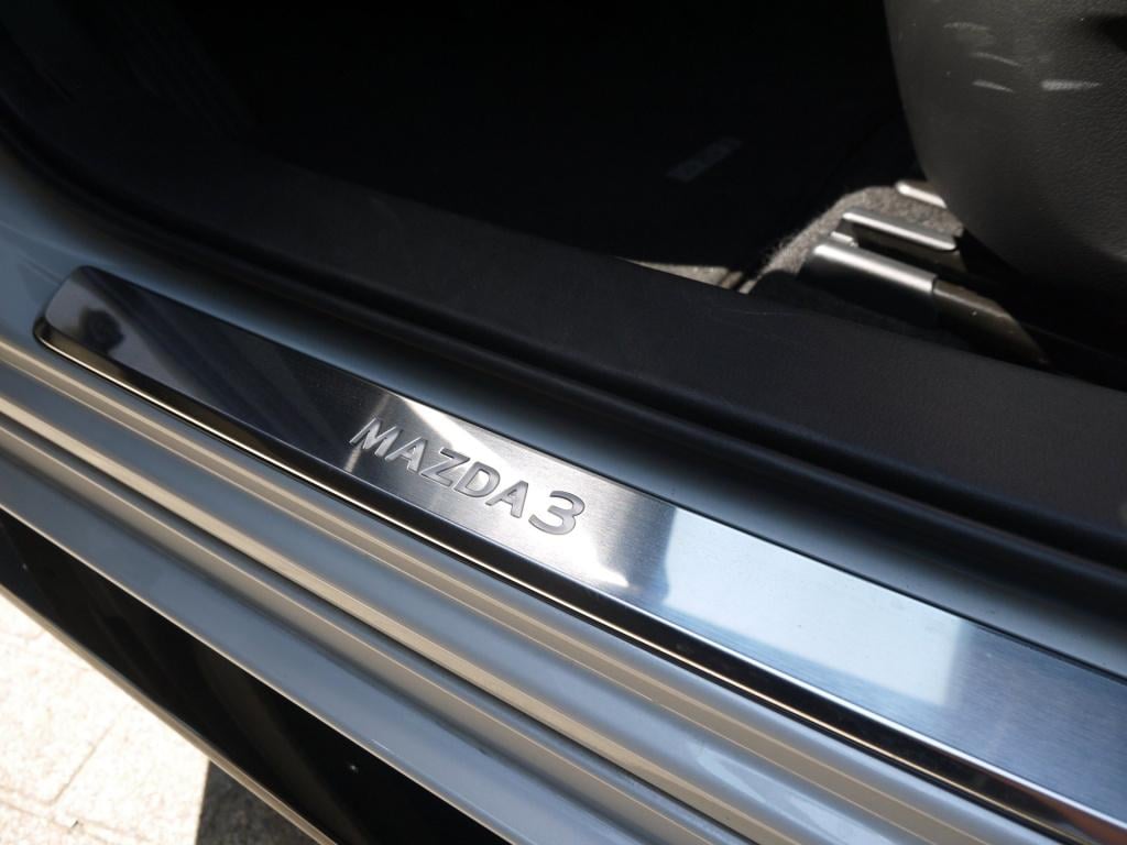 Mazda 3 2.0 e-skyactiv-x m hybrid 186 nagisa|rijklaar