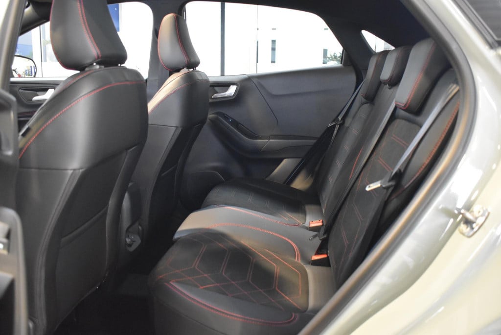Ford Puma 1.0 ecoboost hybrid st-line x | direct leverbaar | €4000,- ford v
