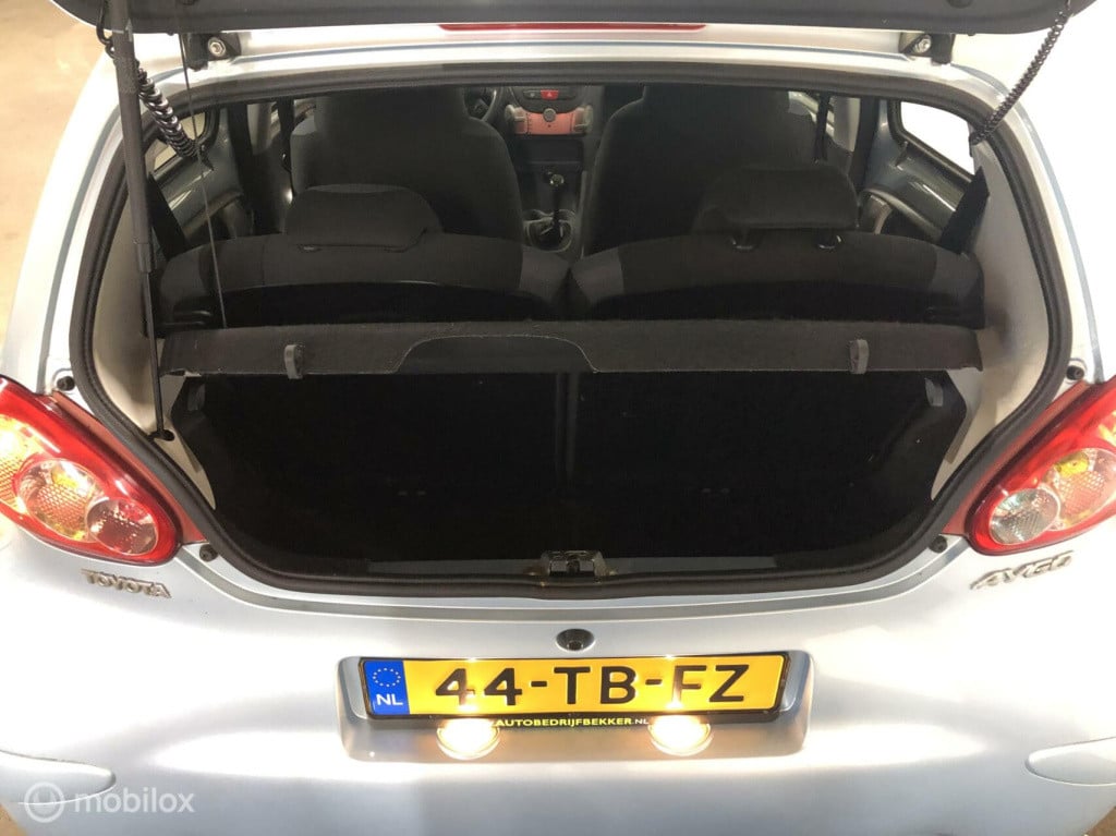 Toyota Aygo 1.0-12v +