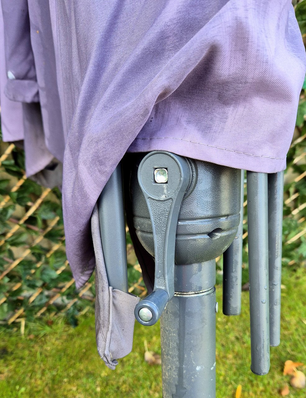 Parasol met voet gratis