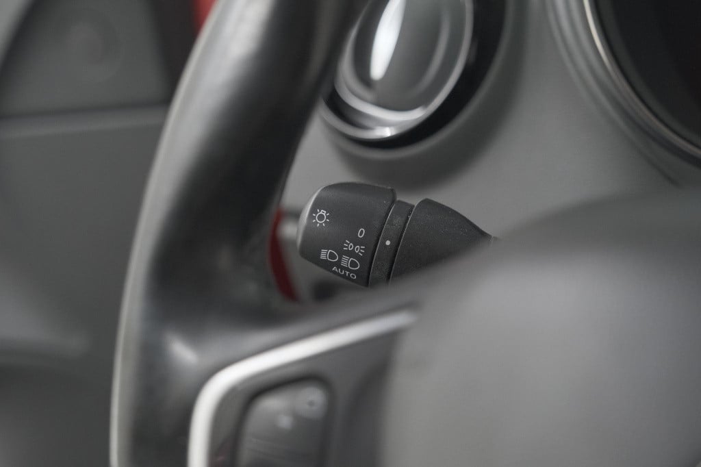 Renault Captur tce 90 intens | trekhaak | camera | dodehoekdetectie | navig