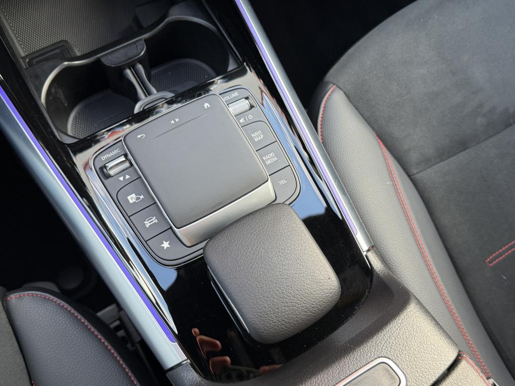 Mercedes-Benz Gla-klasse 250 e amg line | carplay | camera | rijklaar inclu