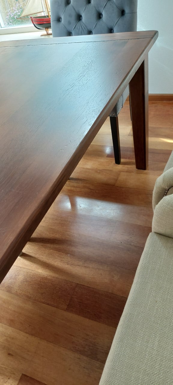 Massief houten eetkamer tafel