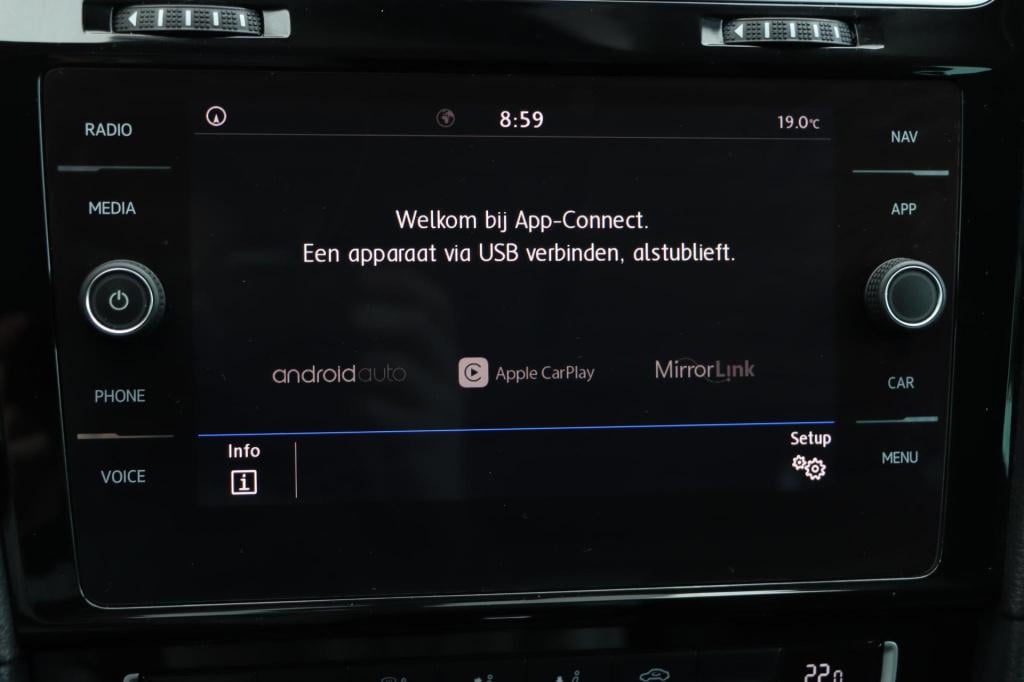 Volkswagen Golf 1.0 tsi highline 115pk dsg7
