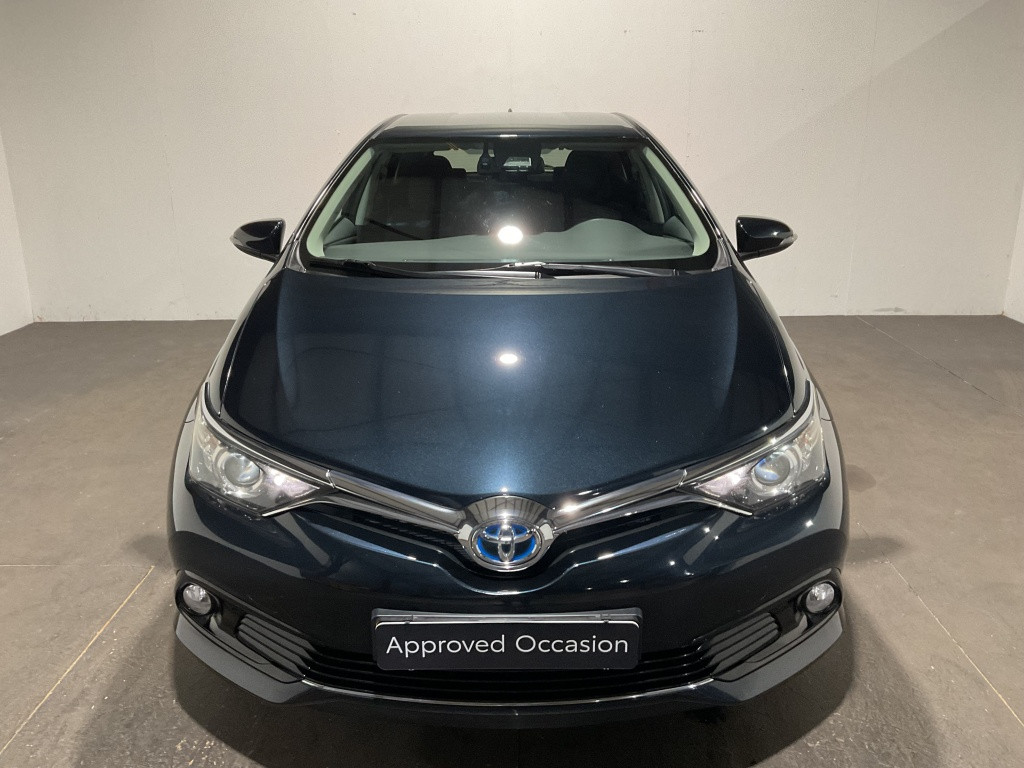 Toyota Auris 1.8 hybrid dynamic go
