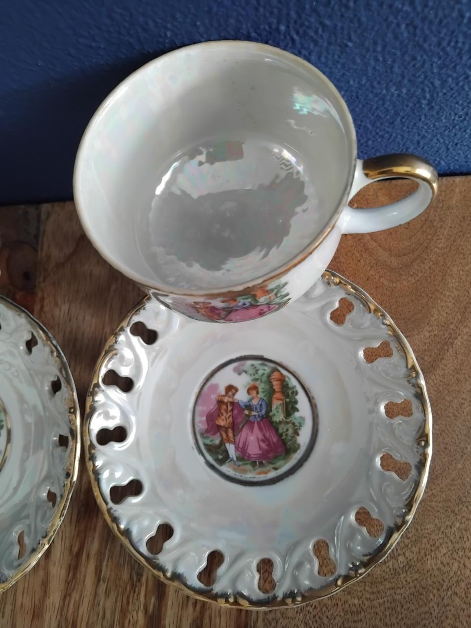 Vintage 4-delig Kop en schotels