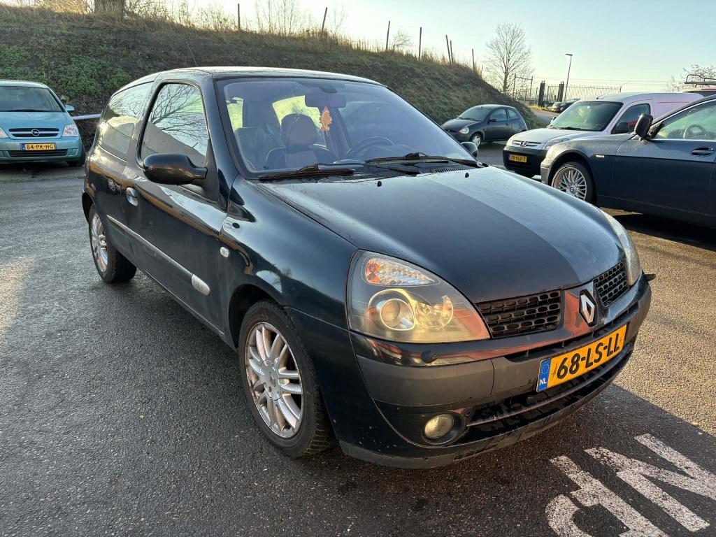 Renault Clio 1.6-16v initiale