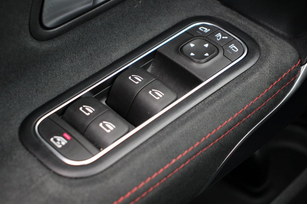 Mercedes-Benz Cla 220 4matic premium plus amg | pano | memory | acc | camer