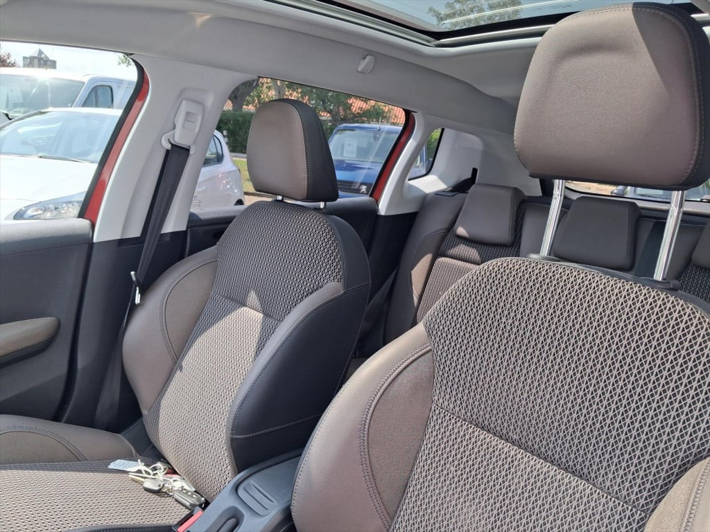 Peugeot 2008 1.2 puretech 130pk s&s allure navigatie | cruise & climate con