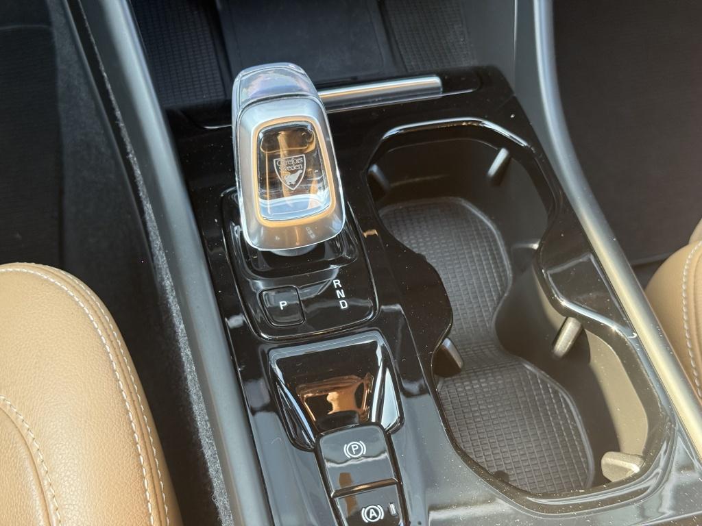 Volvo XC40 t5 262pk recharge inscription| leder| navi| 2-zone climate| 19''