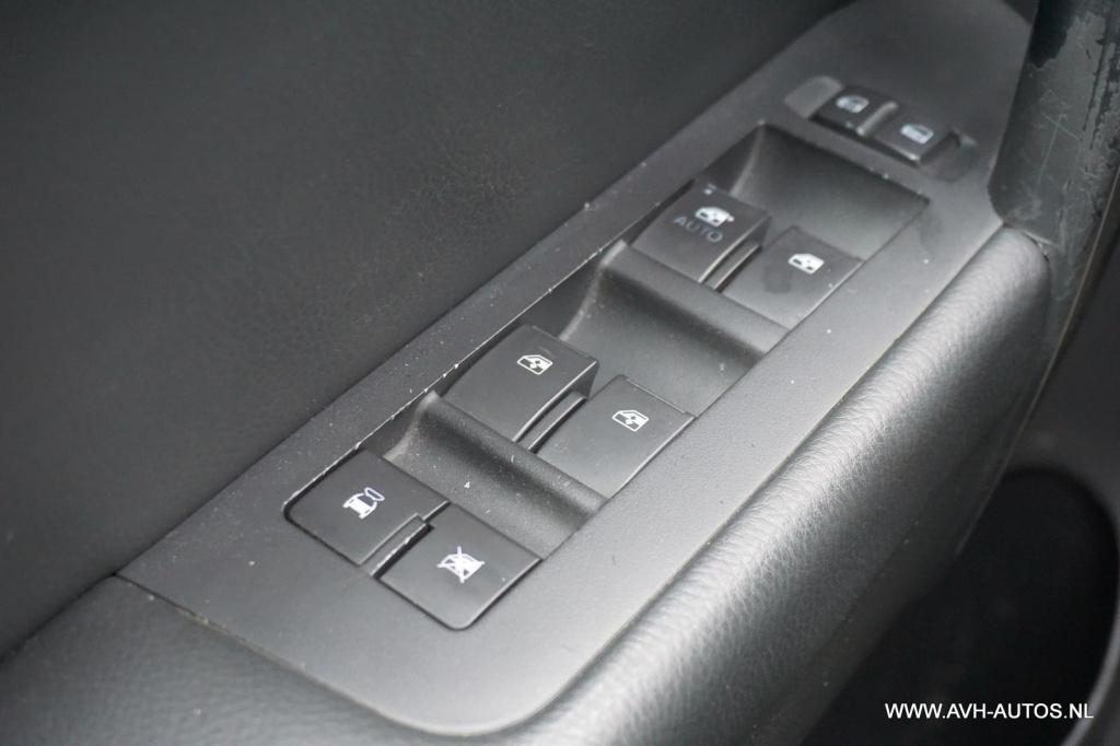 Chevrolet Captiva 2.4 intro edition 2wd