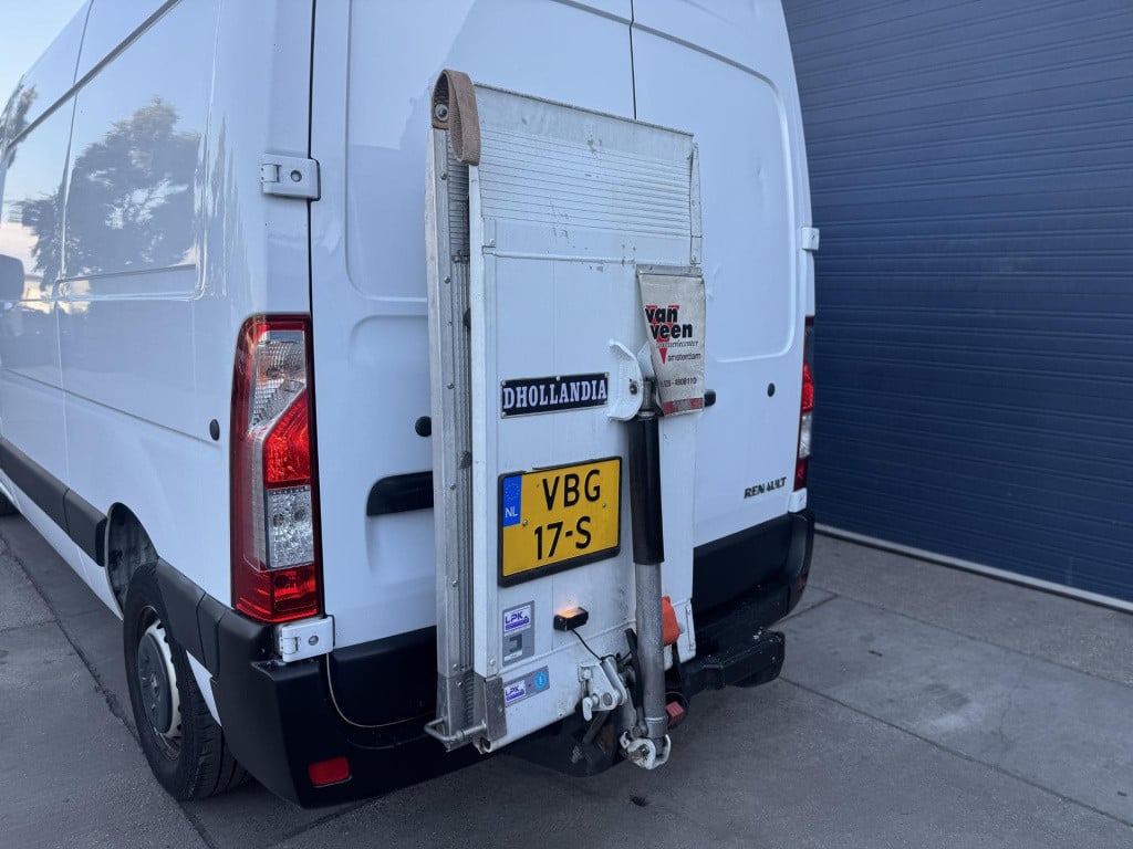 Renault Master t35 2.3 dci l2h2 laadklep / airco / cruise controle / n.a.p 