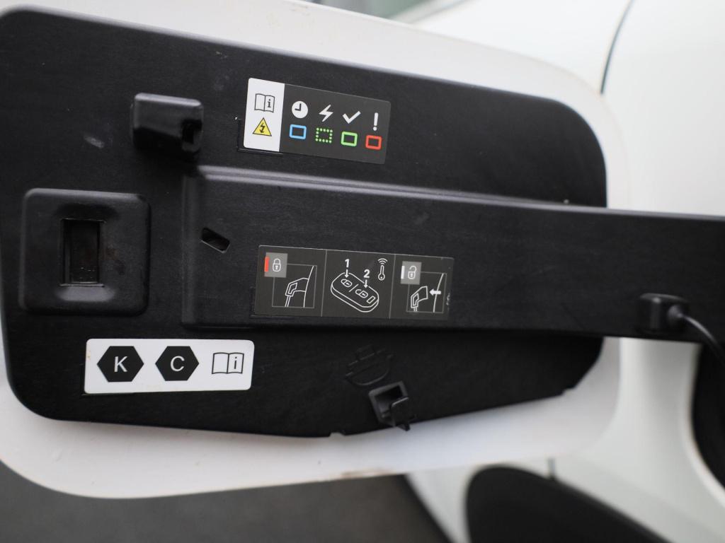 Citroen Ë-c4 shine pack business 50 kwh | automaat | leder | panorama dak |