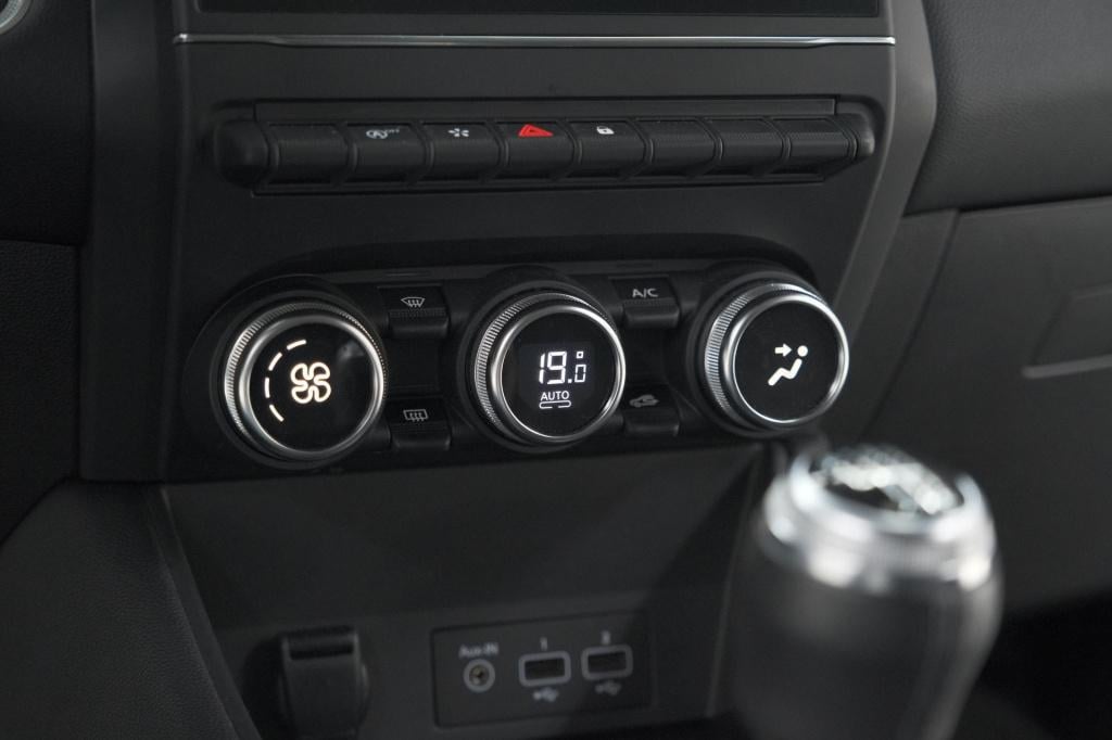 Renault Captur tce 90 intens | trekhaak | camera | navigatie | parkeersenso