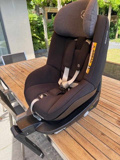 Maxi-Cosi Pearl i-Size incl. isofix Familyfix base