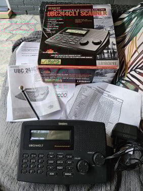 Goede en werkende Uniden bearcat ubc 244 clt kerkscanner....
