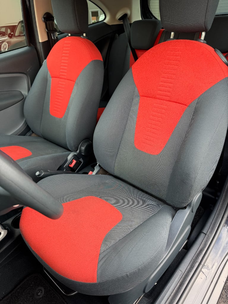 Ford KA 1.2 - titanium - airco