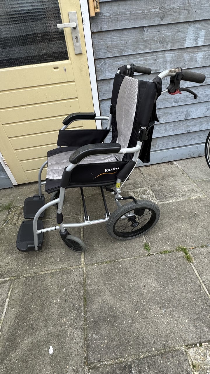 Karma rolstoel als nieuw
