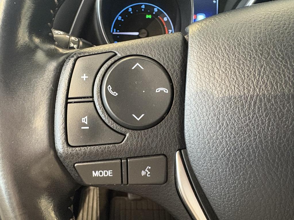 Toyota Auris 1.2t energy plus | trekhaak |