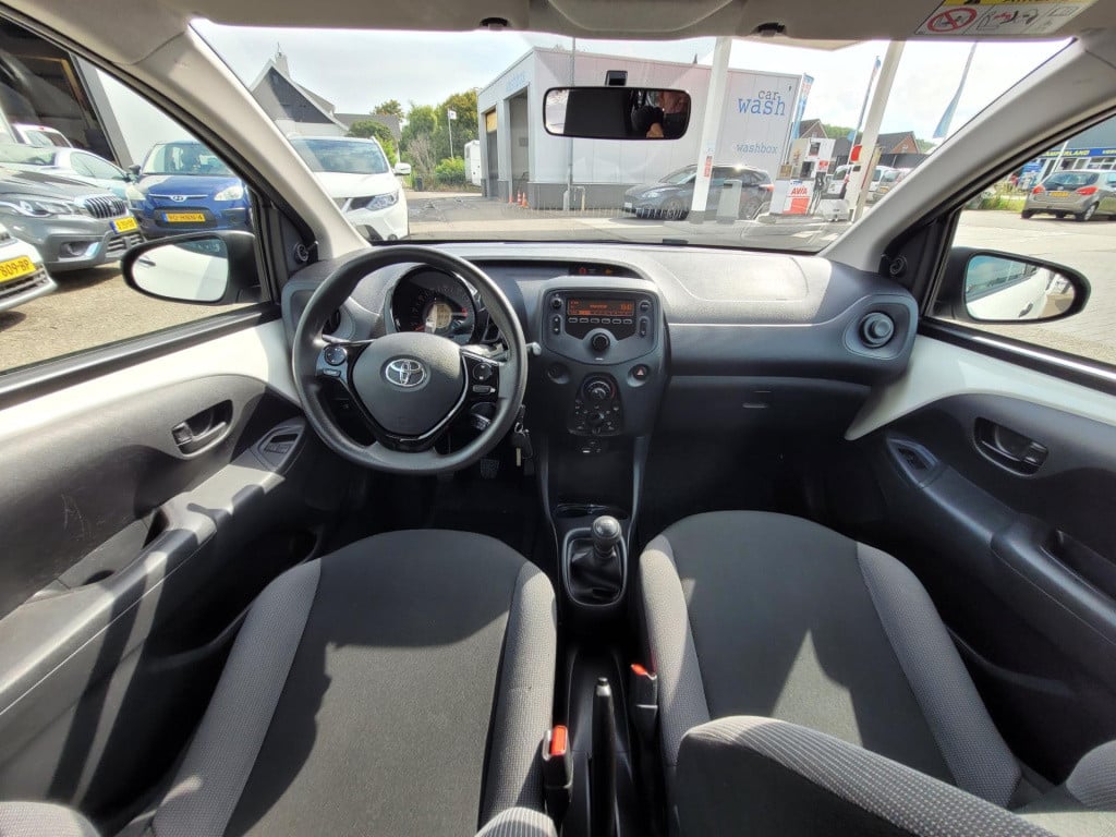 Toyota Aygo 1.0 vvt-i x-fun