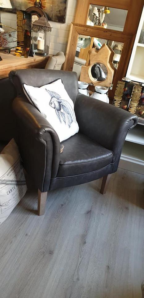 DECORATIE BANKEN VERLICHTING TAFELS, 3Z FACTORY HEEFT HEEL VEEL VOOR