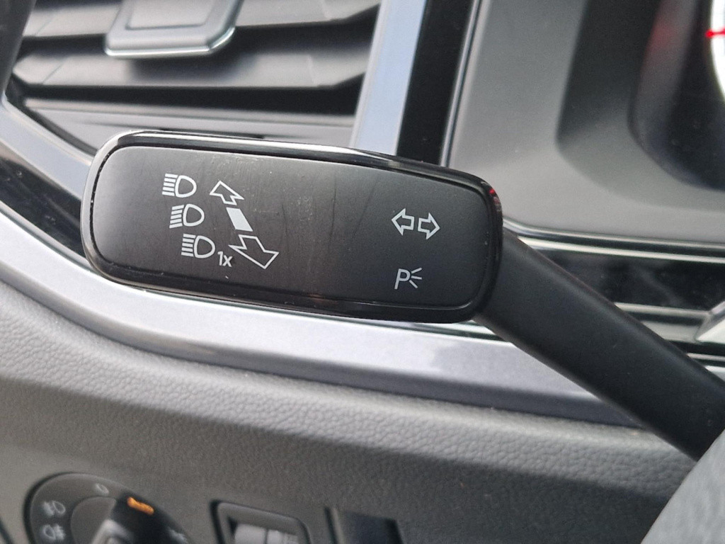 Volkswagen Polo 1.0 tsi comfortline | cruise control adaptief | airco | hal