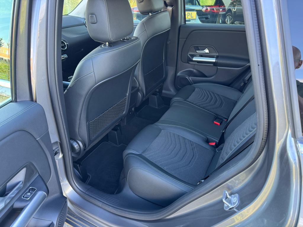 Mercedes-Benz B-Klasse 180 progressive line advanced automaat , winterpaket