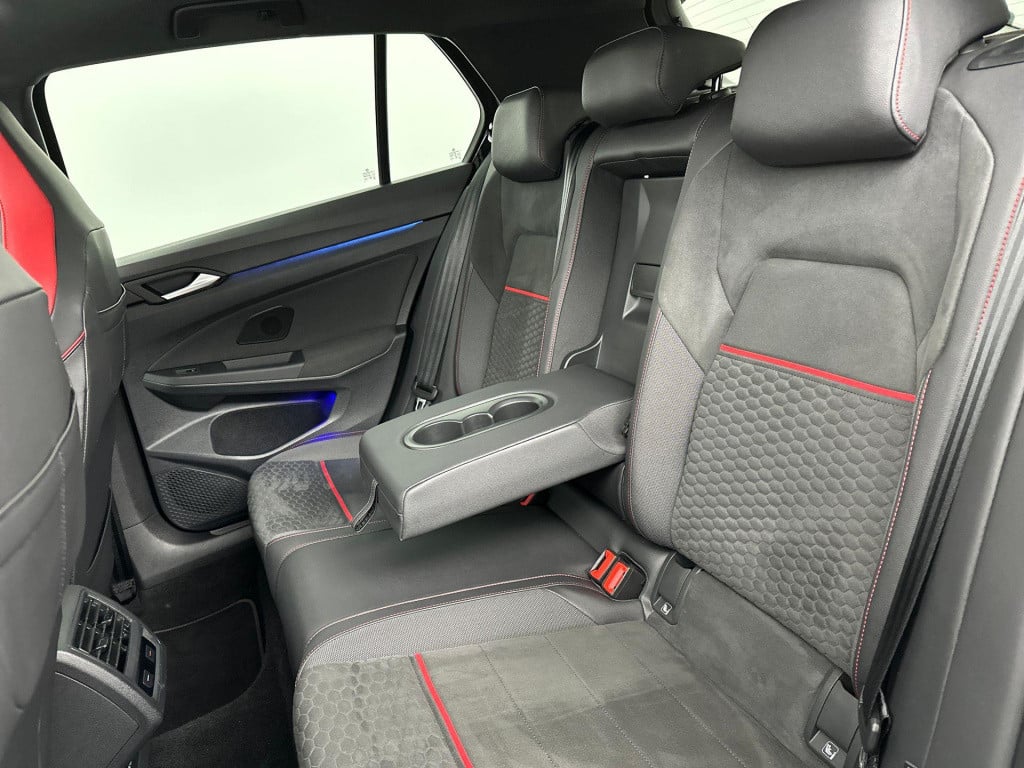 Volkswagen Golf 2.0 tsi gti clubsport iq lights acc btw panorama