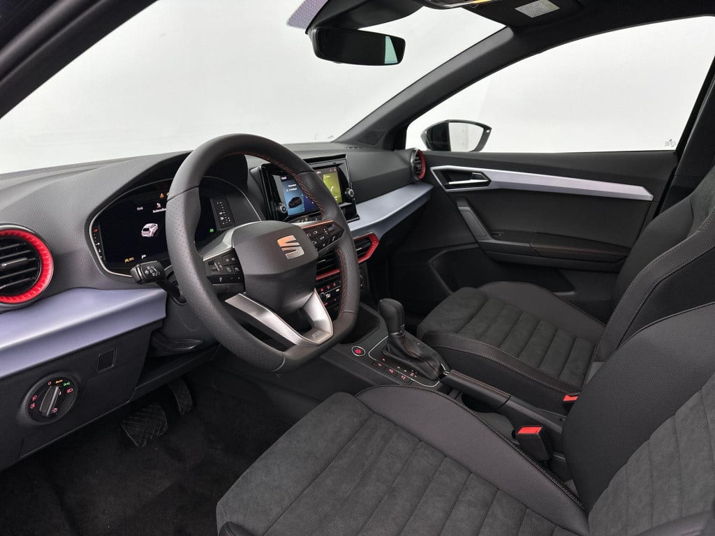 Seat Ibiza fr business connect 1.0 85 kw / 115 pk ecotsi hatc